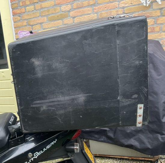Sccoter bak met tas voor bezorgen compleet €30, Ophalen of Verzenden, Zo goed als nieuw