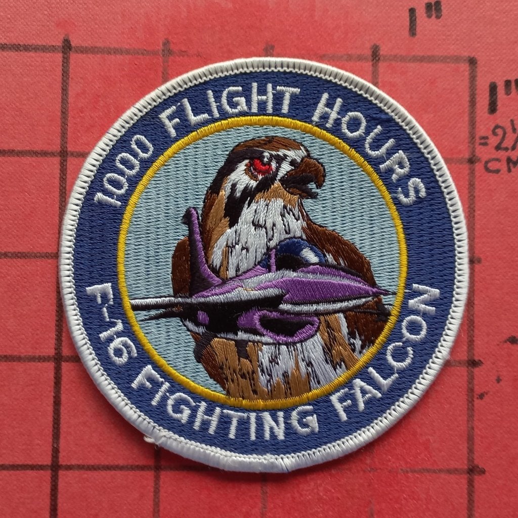 KLU PATCH 1000 VLIEGUREN F-16, VOOR KLu GEMAAKT DOOR A.P.S., Verzenden, Luchtmacht, Nederland, Embleem of Badge