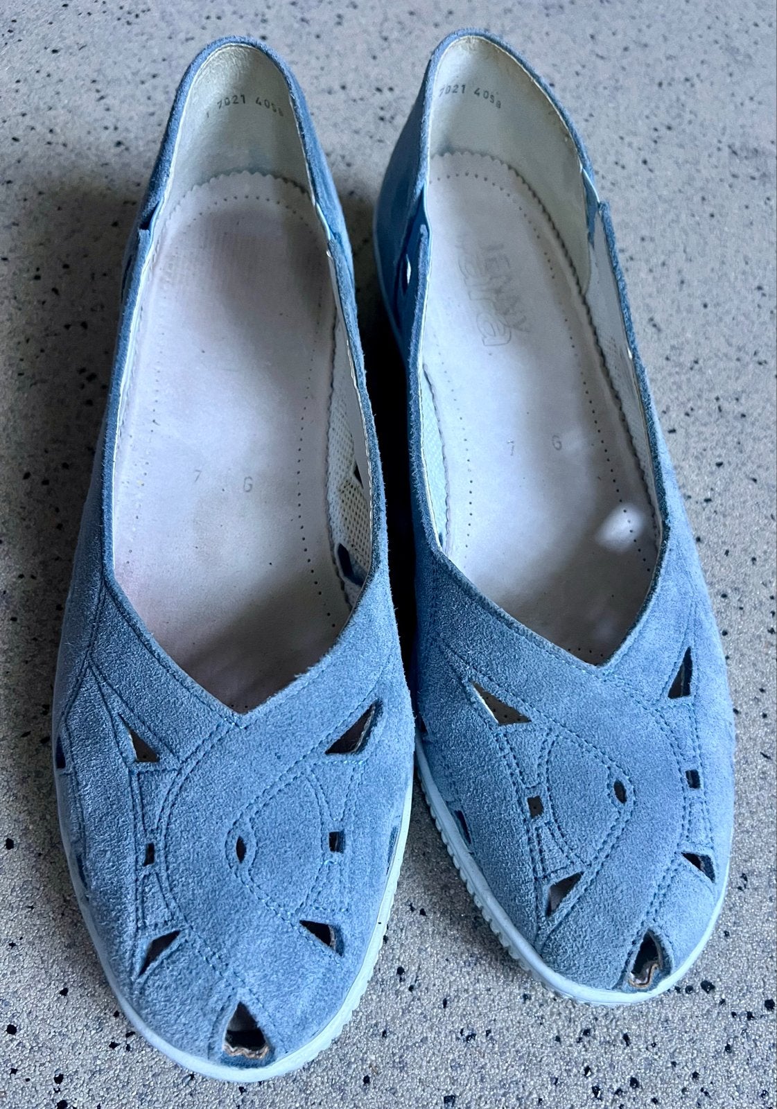 Jenny blauwe suède ballerina's maat 7, Kleding | Dames, Schoenen, Ophalen of Verzenden, Gedragen, Blauw, Ballerina's