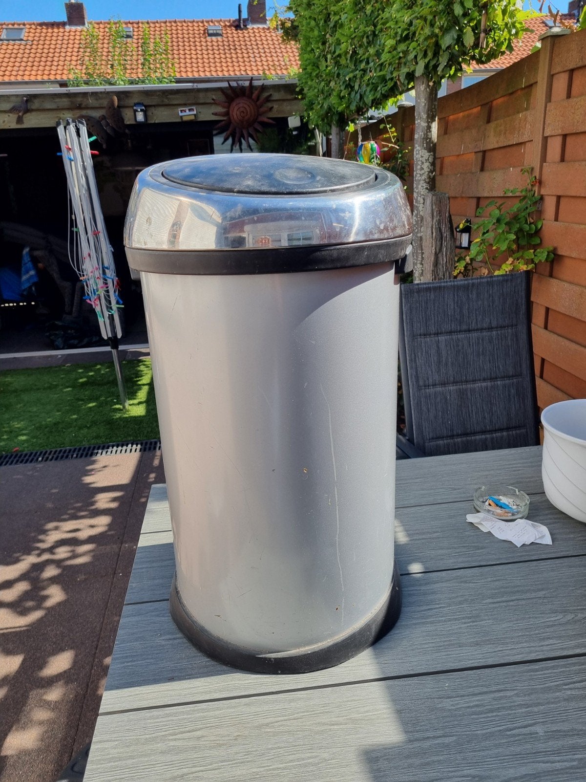 Prullenbak 40-50L met RVS deksel, 40 liter of meer, Ophalen of Verzenden, Gebruikt, Kunststof