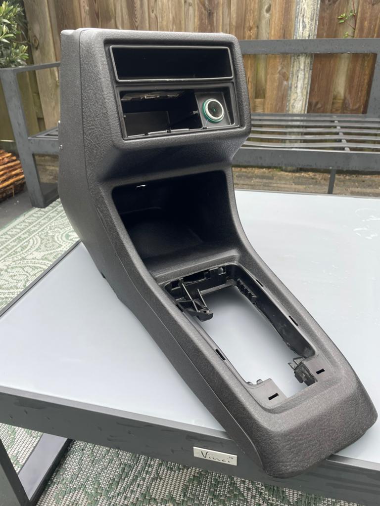 Middenconole golf/jetta 2, Ophalen of Verzenden