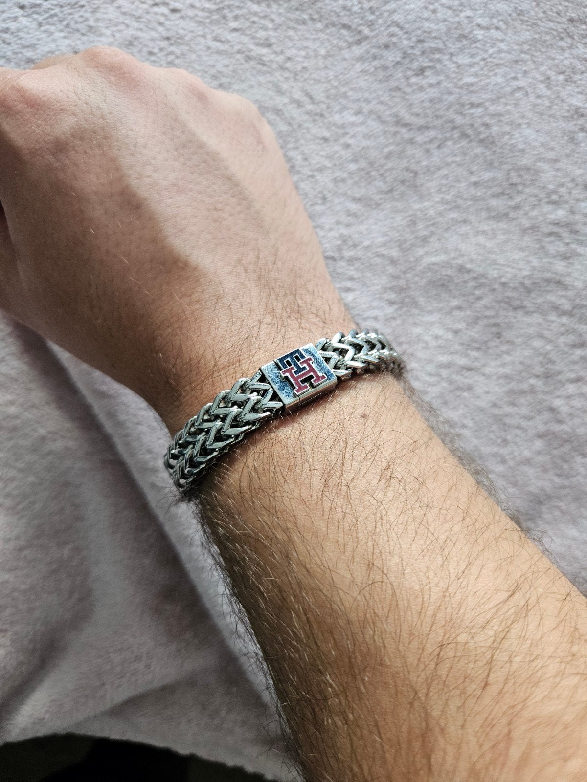 Tommy Hilfiger heren armband, Sieraden, Tassen en Uiterlijk, Ophalen of Verzenden, Zo goed als nieuw, Zilver, Zilver