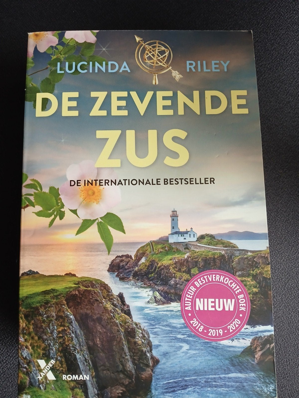 De zevende zus, Boeken, Ophalen of Verzenden, Zo goed als nieuw