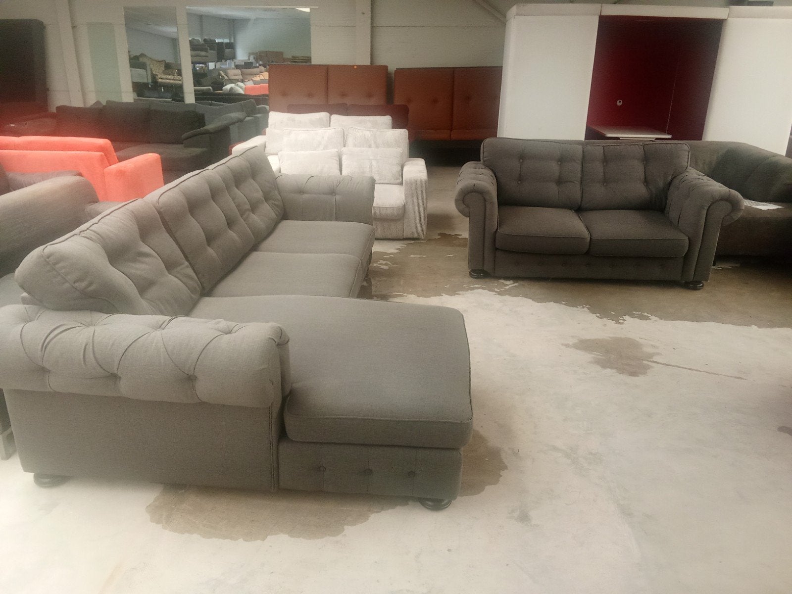 Hoekbank 290x170cm + bank 190cm Chesterfield design, ., 125 cm of meer, Ophalen of Verzenden, Zo goed als nieuw