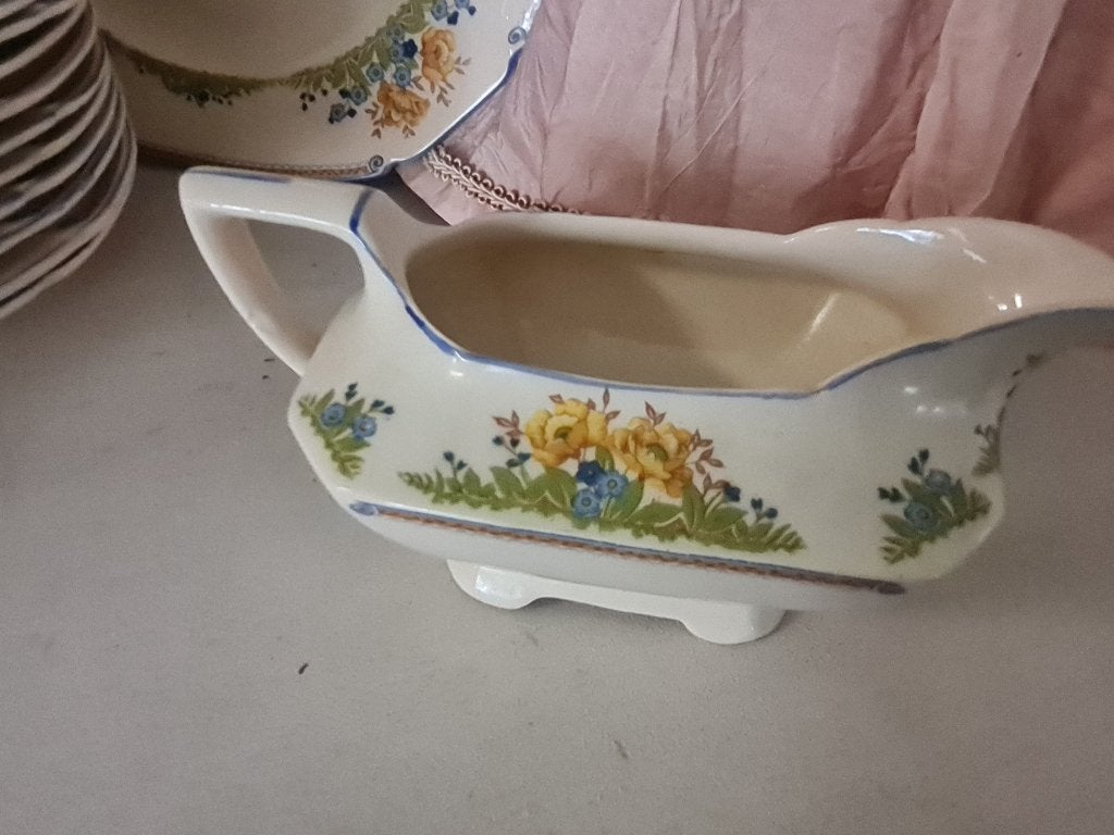 Antiek 36-delig diner servies Engels John Maddock&Sons, Ophalen