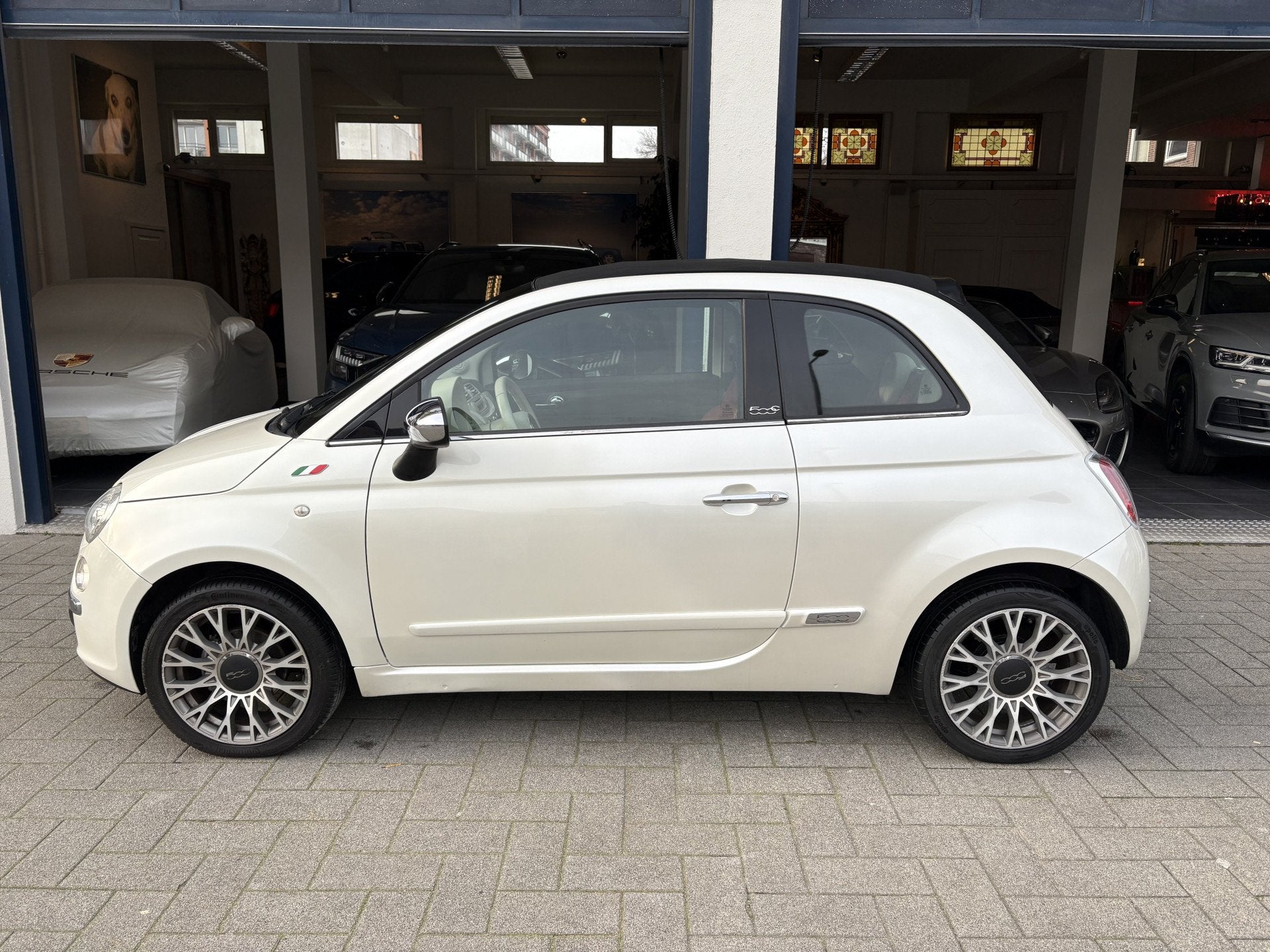 Fiat 500C 1.2 Rock NL AUTO/AUTOMAAT/PARELMOER WIT (bj 2011), Auto's, Fiat, Euro 5, Gebruikt, 1242 cc, Cabriolet