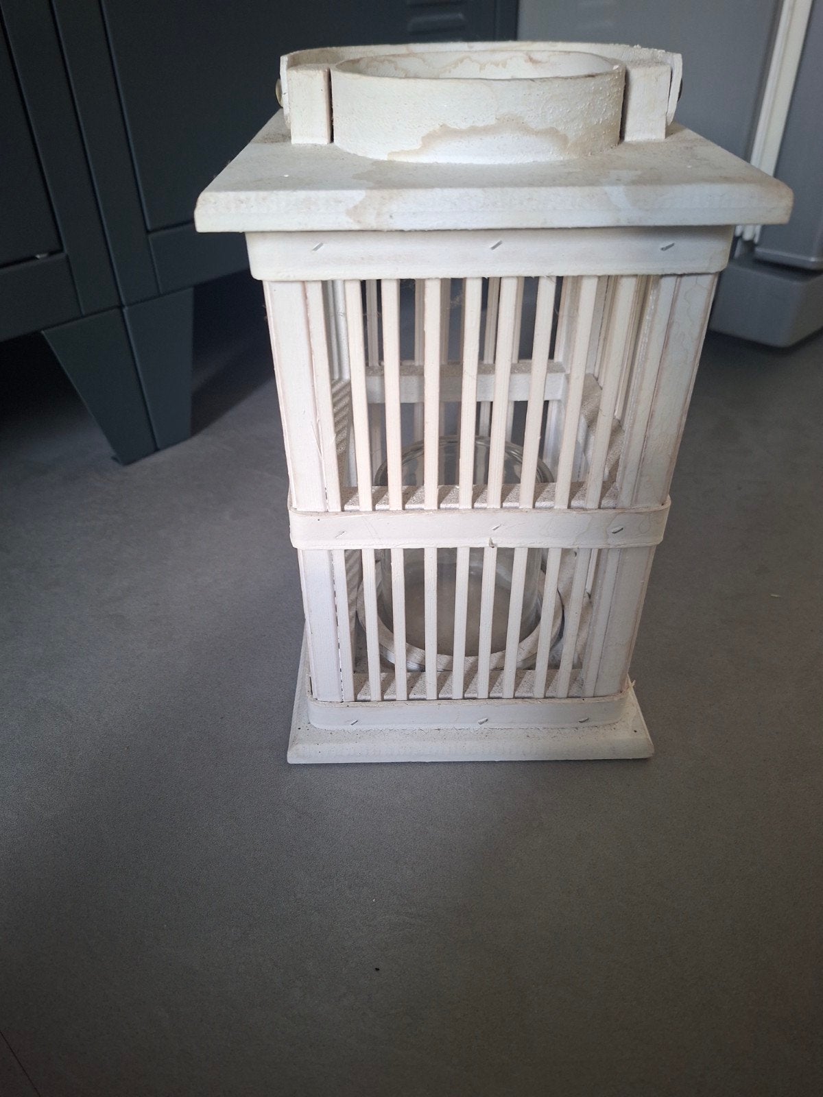 Witte houten lantaarn met glazen houder, Gebruikt, Lantaarn, Wit, Ophalen of Verzenden