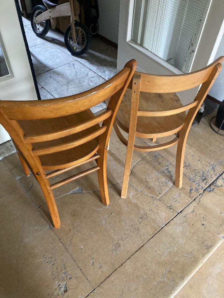 Vintage café stoeltjes, Huis en Inrichting, Stoelen, Ophalen, Gebruikt, Twee, Bruin