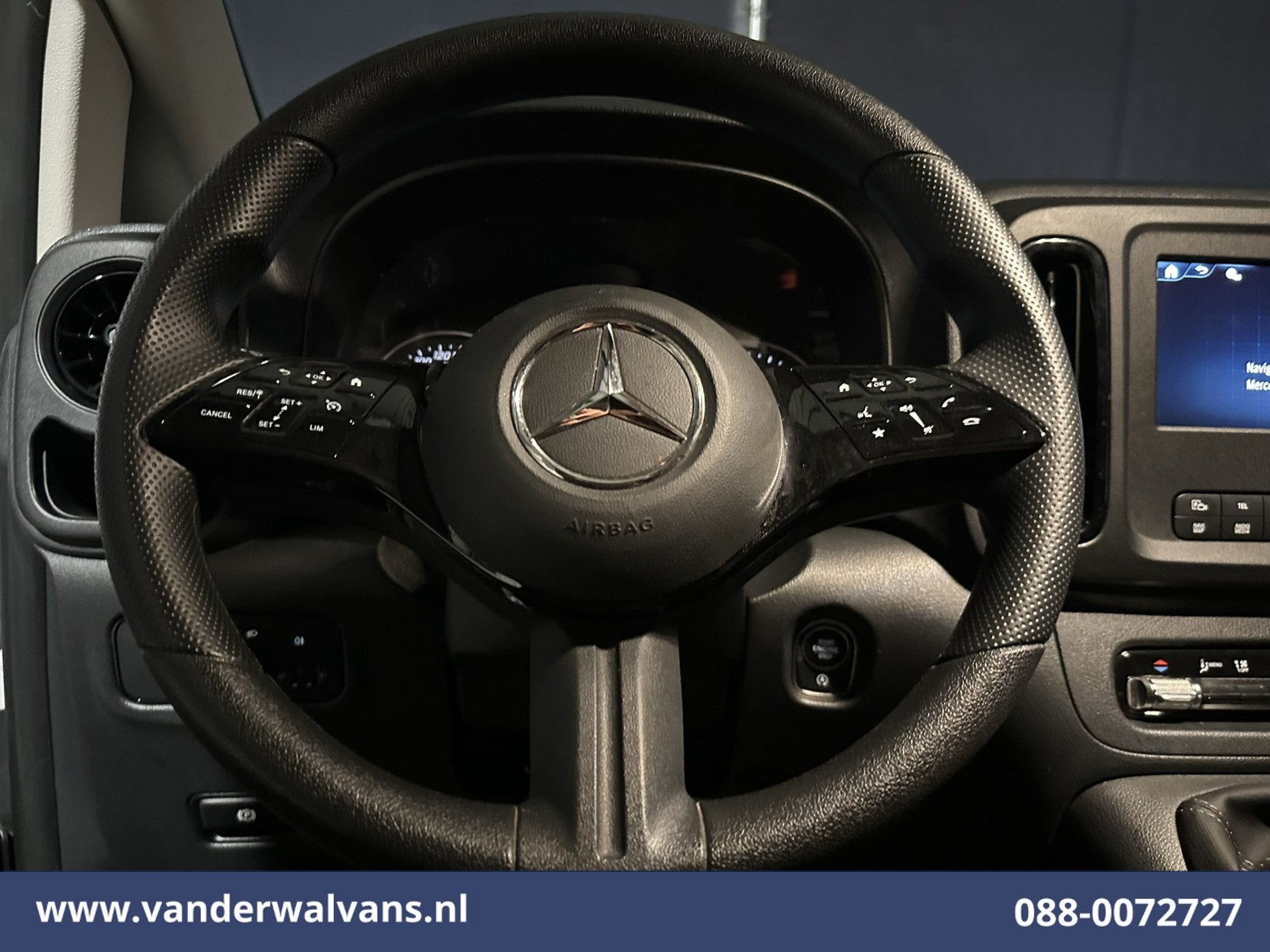 Mercedes-Benz Vito 114 CDI 136pk L2H1 Euro6 Airco | Camera |, Auto's, Dealer onderhouden, Gebruikt, 4 cilinders, 1907 kg