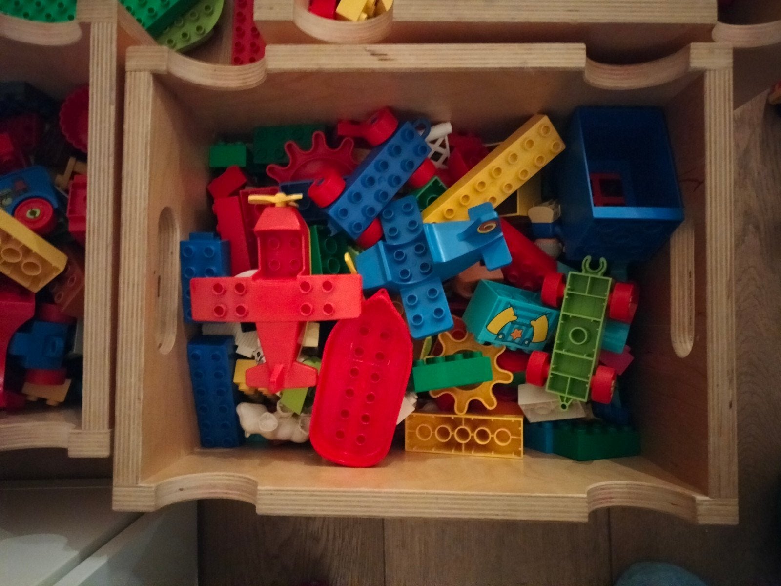 Grote partij Lego Duplo met grondplaten en voertuigen, Ophalen, Gebruikt, Inclusief extra onderdelen, Duplo