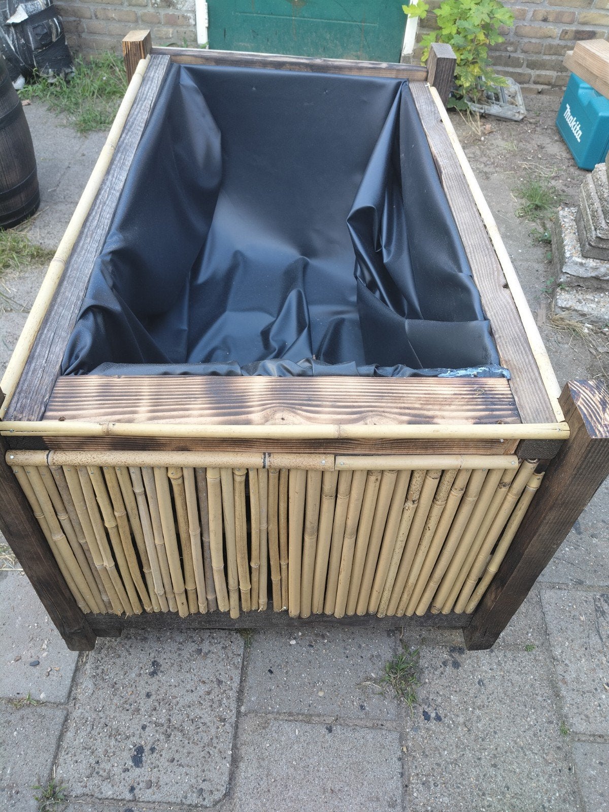 Unieke handgemaakte plantenbak van gebrand hout en bamboe, Ophalen, Nieuw, Hout, Balkon
