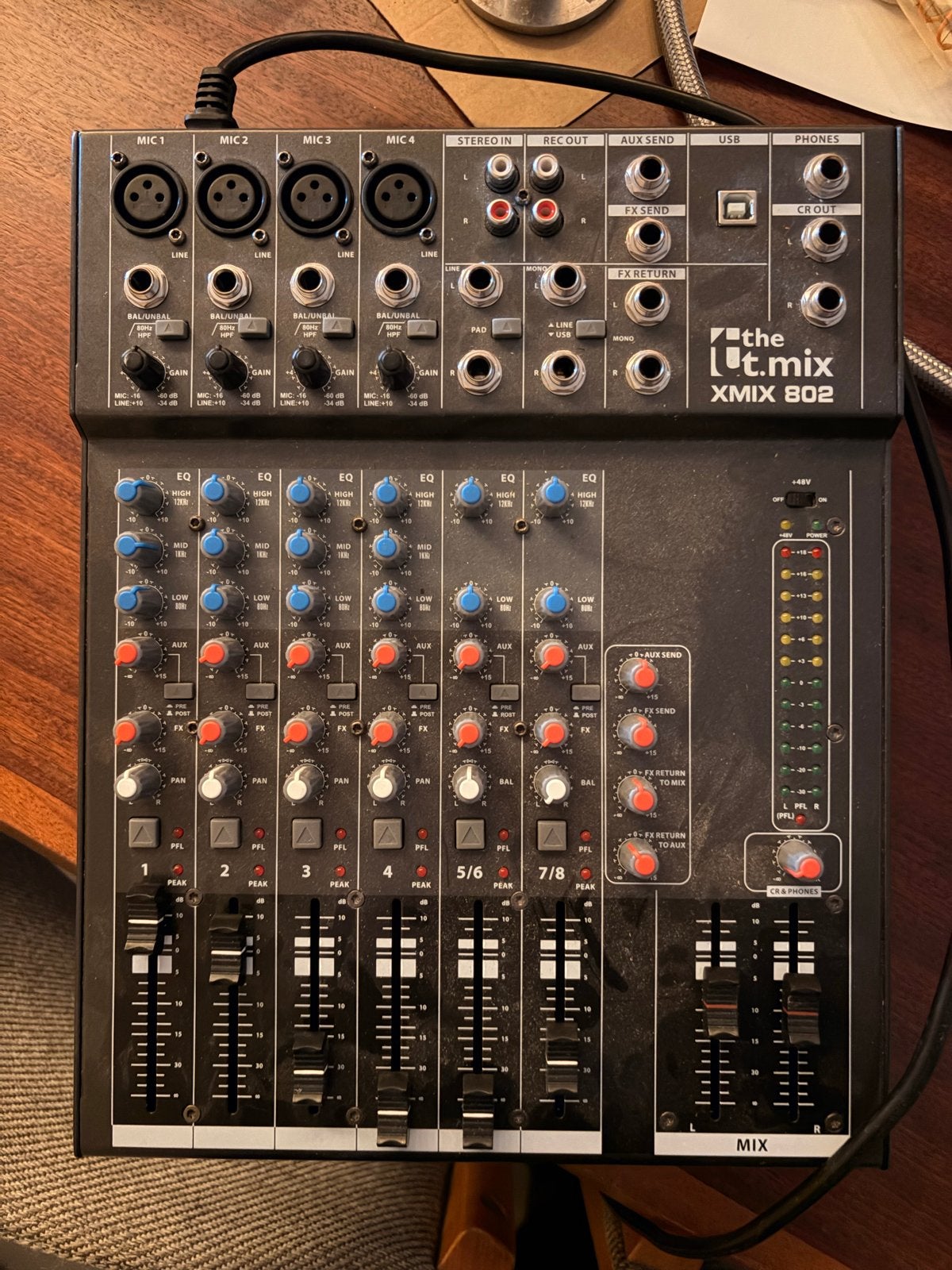The t.mix XMIX 802 Mengpaneel - Ophalen in Utrecht, Ophalen, Gebruikt, 5 tot 10 kanalen, Microfooningang