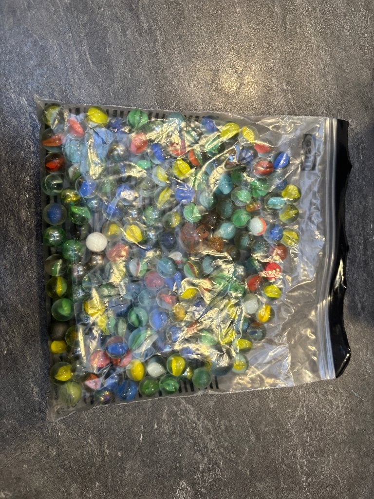 Volledige zak knikkers gemengd lot, Ophalen of Verzenden, Gebruikt