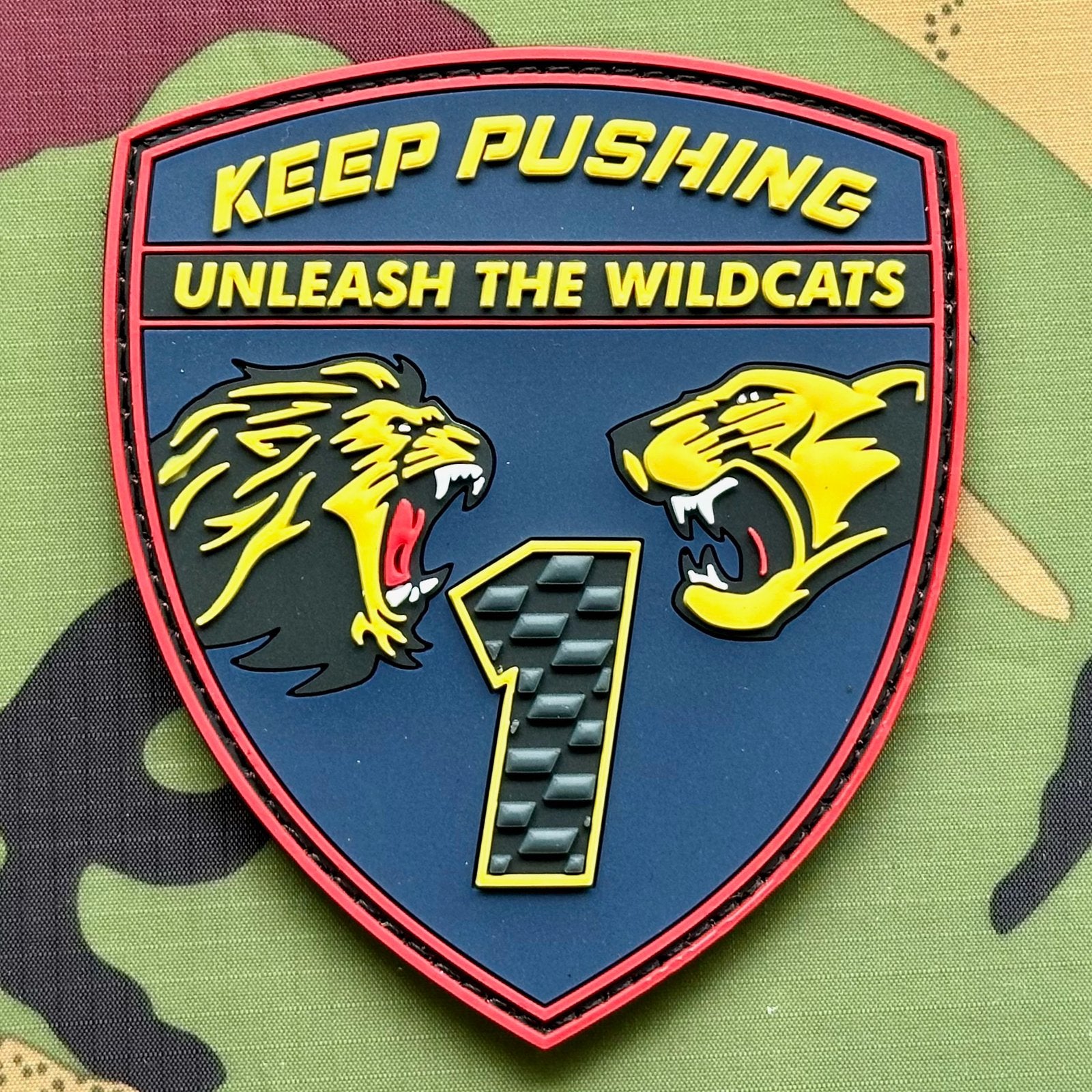 Patch RNLAF 300 SQN Keep Pushing, Ophalen of Verzenden, Luchtmacht, Nederland, Embleem of Badge