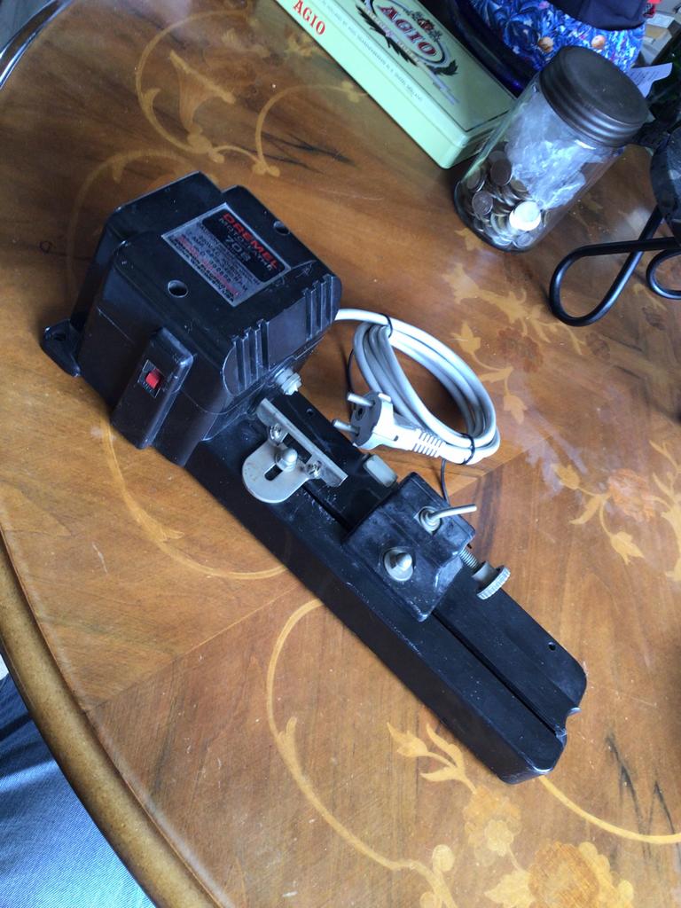 Dremel Moto Lathe model 708 series 1, Ophalen of Verzenden, Zo goed als nieuw, Metaaldraaibank