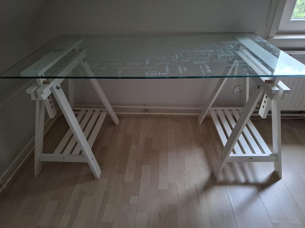 IKEA bureau glas, Ophalen