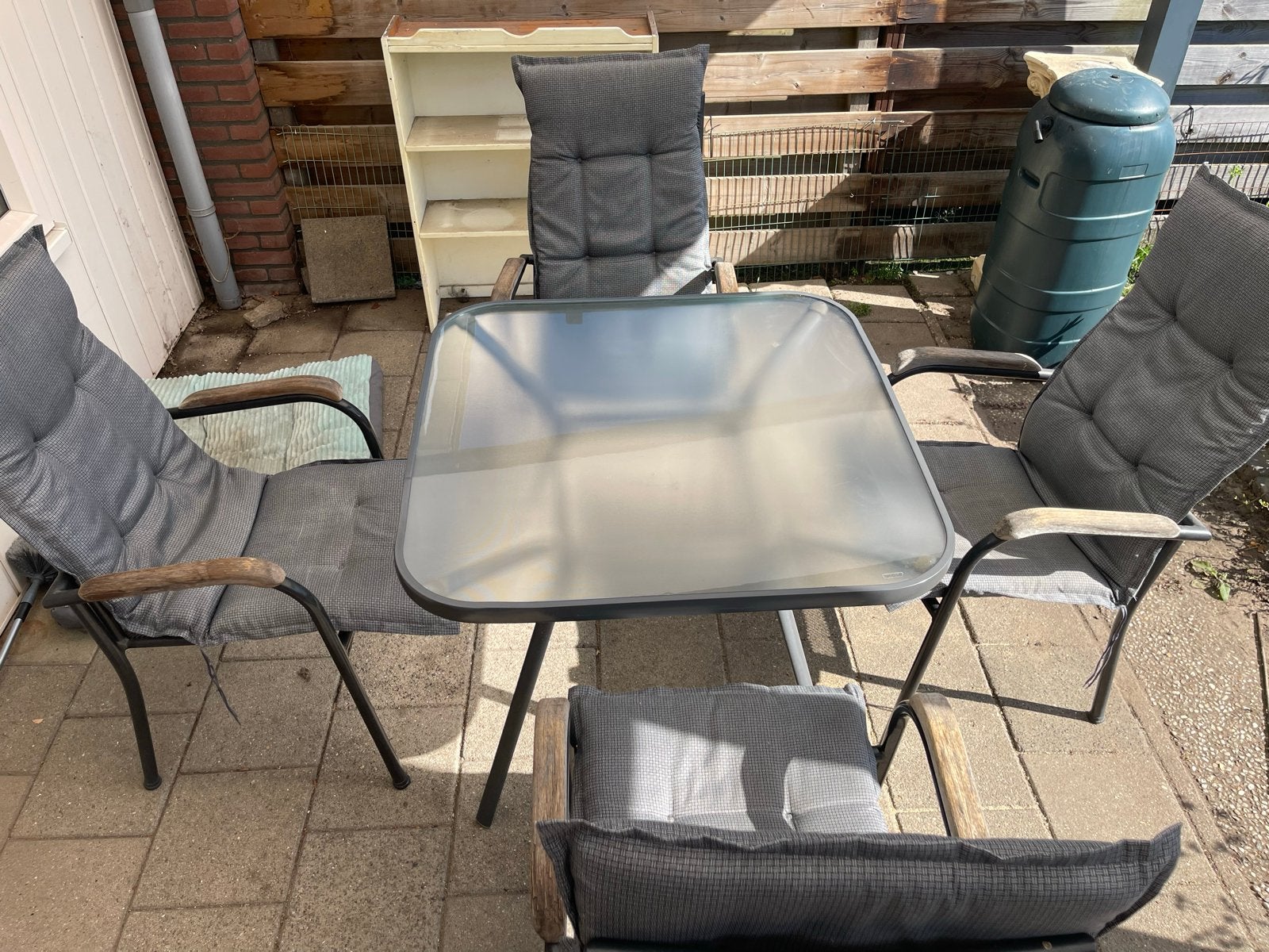 Royal Patio Tuinset: Tafel (90x90) met 4 metalen stoelen, Tuin en Terras, Ophalen, Gebruikt, Eettafel, Tuinset