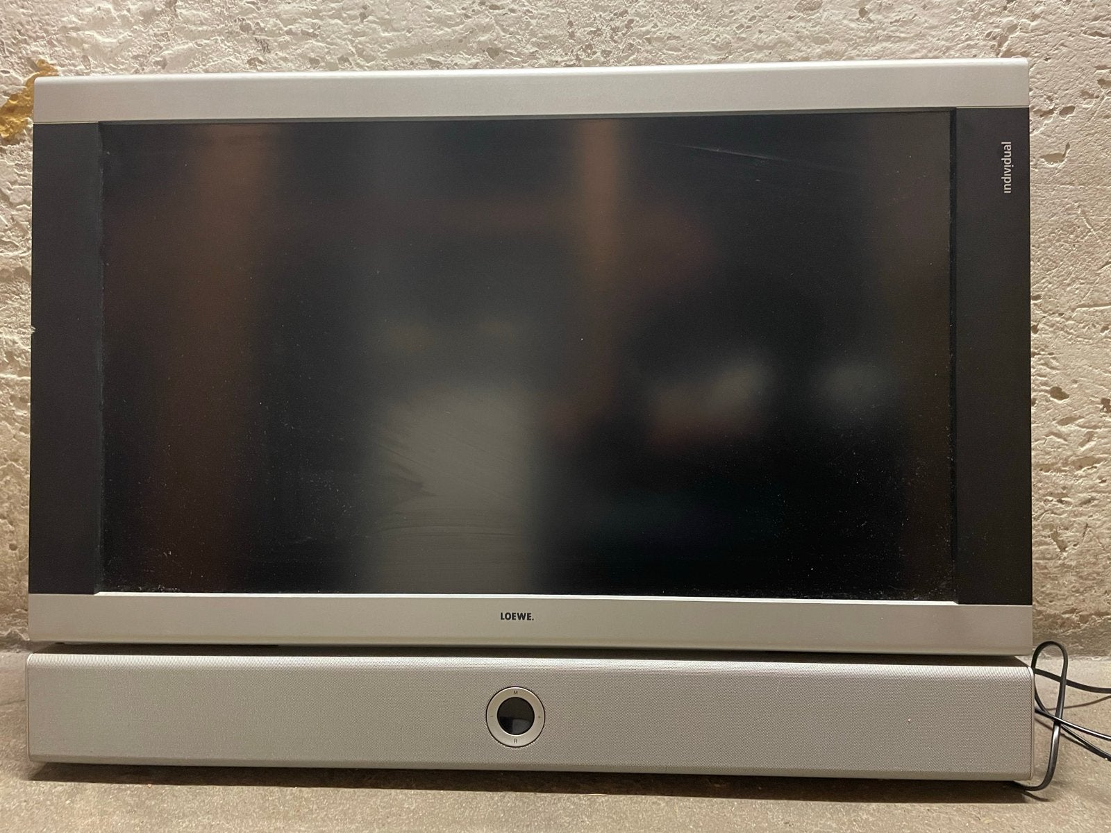 Loewe Individual 32 LCD TV met afstandsbediening, Gebruikt, 50 Hz, 80 tot 100 cm, Ophalen