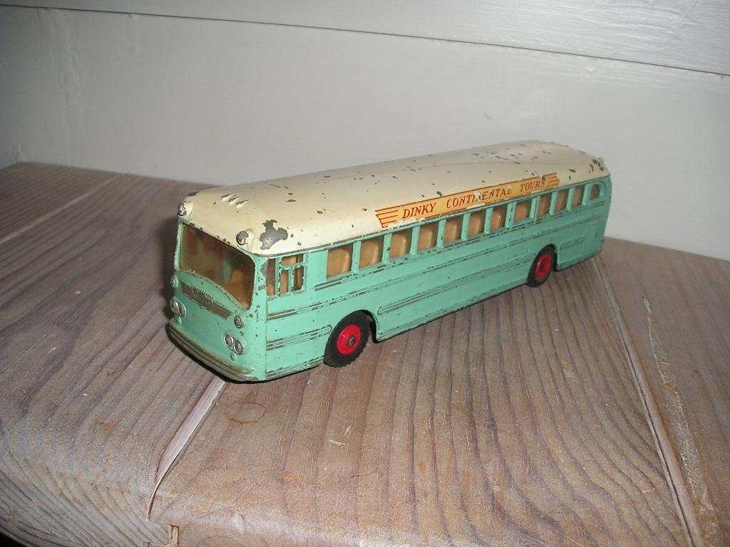 Dinky Toys 953 Continental Touring Coach, Ophalen of Verzenden