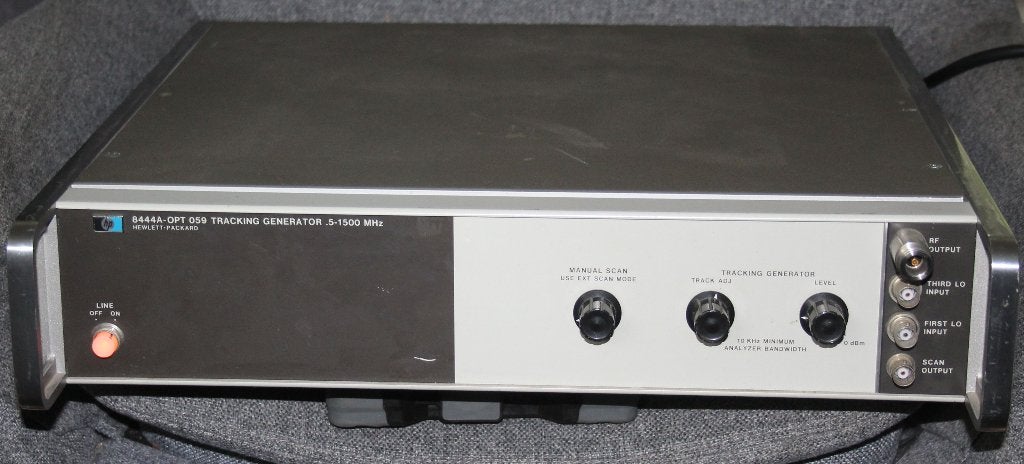HP 8444A Tracking Generator .5-1500 MHz, Ophalen of Verzenden, Gebruikt, Overige meters