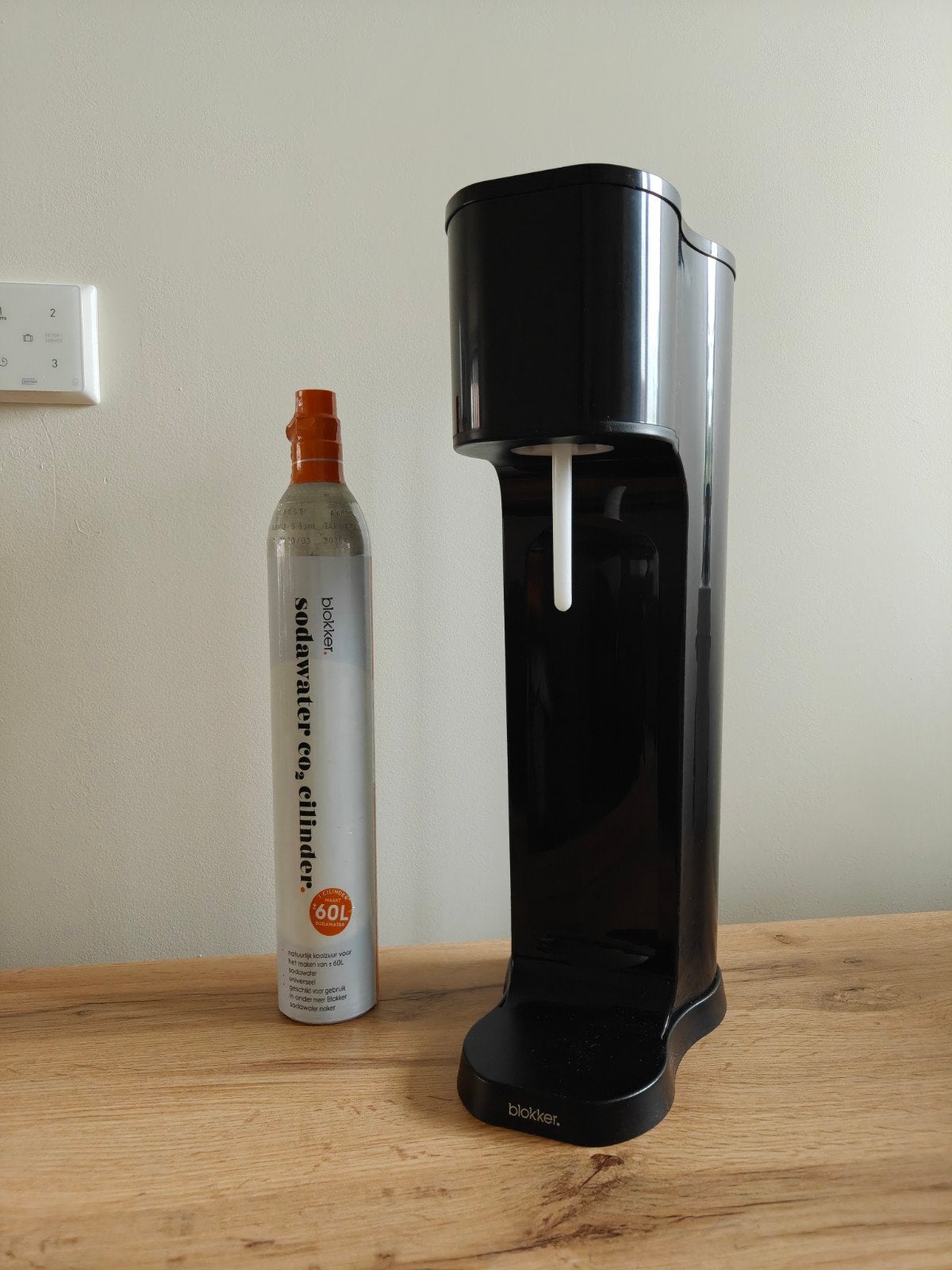 Sodastream van Blokker met ongeopende CO2 cilinder, Ophalen