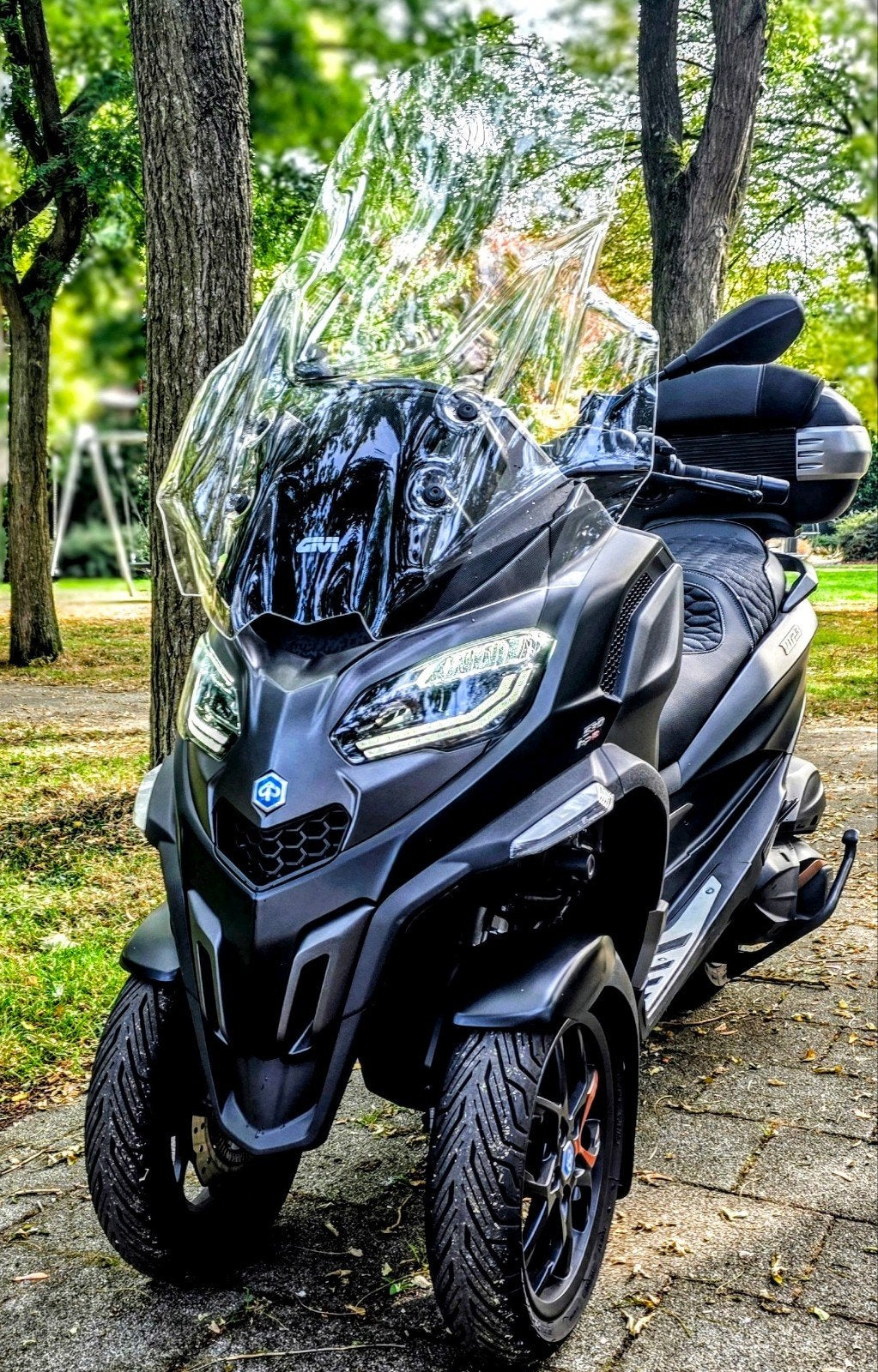 Piaggio MP3 530 HPE Exclusive (2023) | Lease Overname !, Occasion, Particulier, Automaat, Scooter