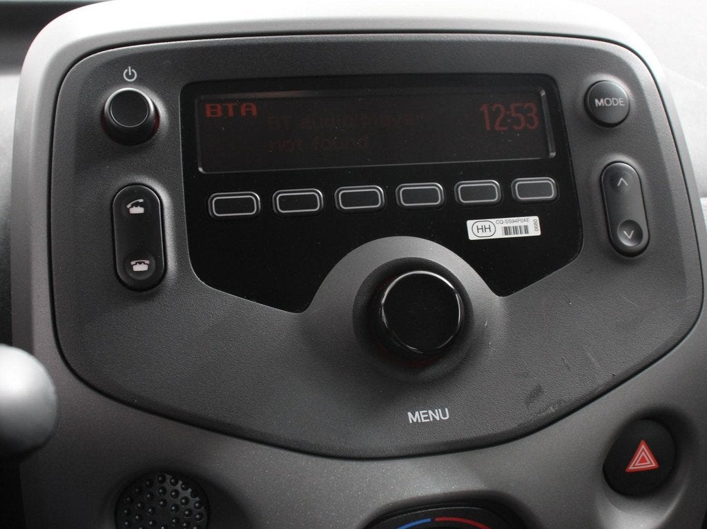 Peugeot 108 1.0 e-VTi Active Airco Bluetooth Led DAB 5 deurs, Auto's, Peugeot, Gebruikt, Euro 6, 4 stoelen, Origineel Nederlands
