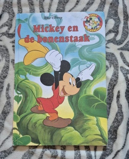 Disney Boekenclub Mickey en de bonenstaak, Boeken, Eén stripboek, Ophalen of Verzenden, Gelezen
