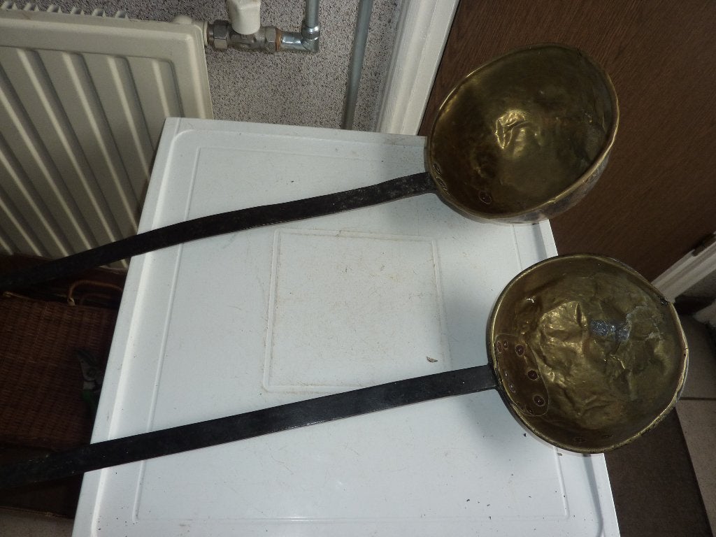 2 grote antieke  koperen pollepels, Ophalen of Verzenden, Koper