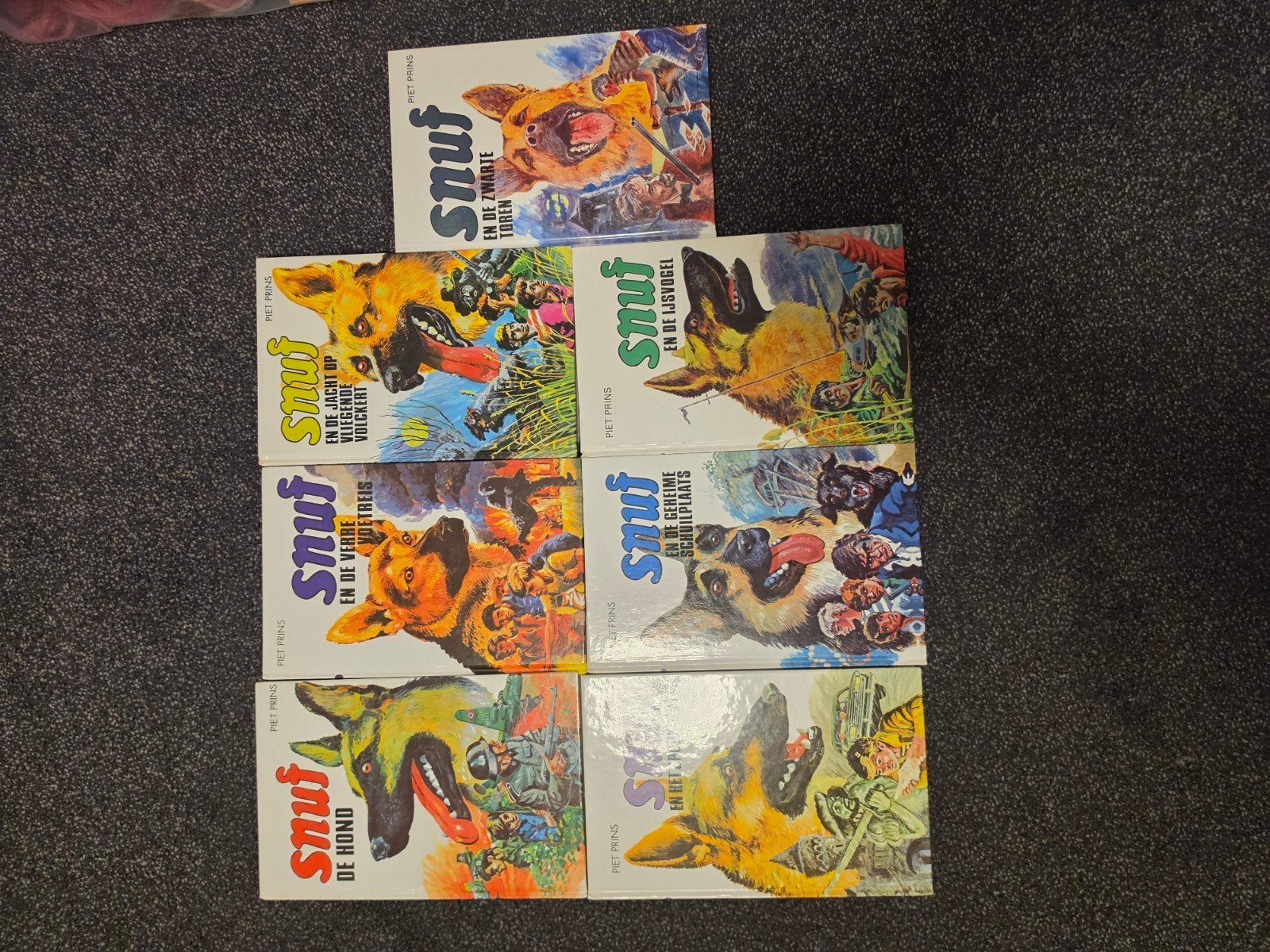 Snuf de hond boekenreeks - 7 delen, Boeken, Ophalen of Verzenden, Zo goed als nieuw, Piet Prins, Fictie algemeen