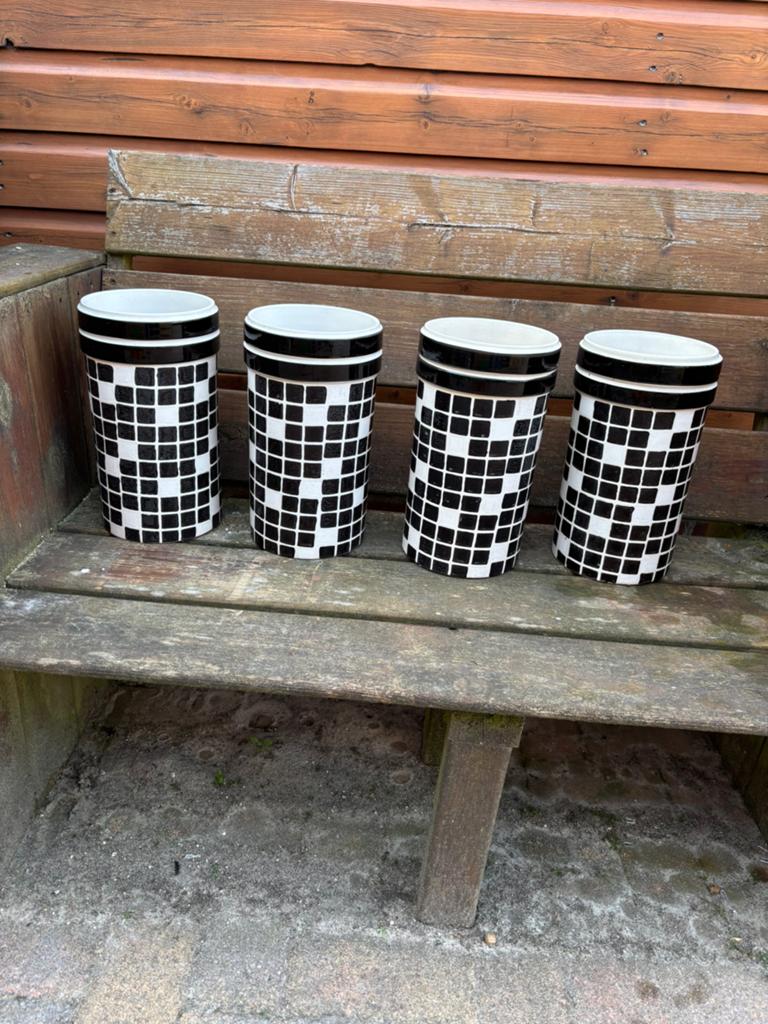 TS (4x) zwart/wit Mozaïek vazen/ bloempotten (16,5 cm ), Ophalen of Verzenden, Zo goed als nieuw