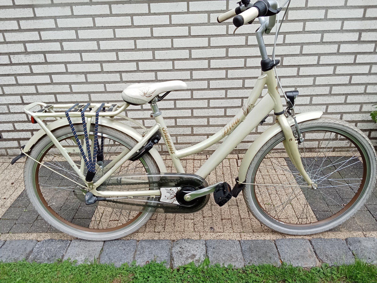 Chique Batavus"Diva"meisjesfiets-24inch+3versn -als nieuw., Fietsen en Brommers, Ophalen, Terugtraprem, 24 inch, Batavus