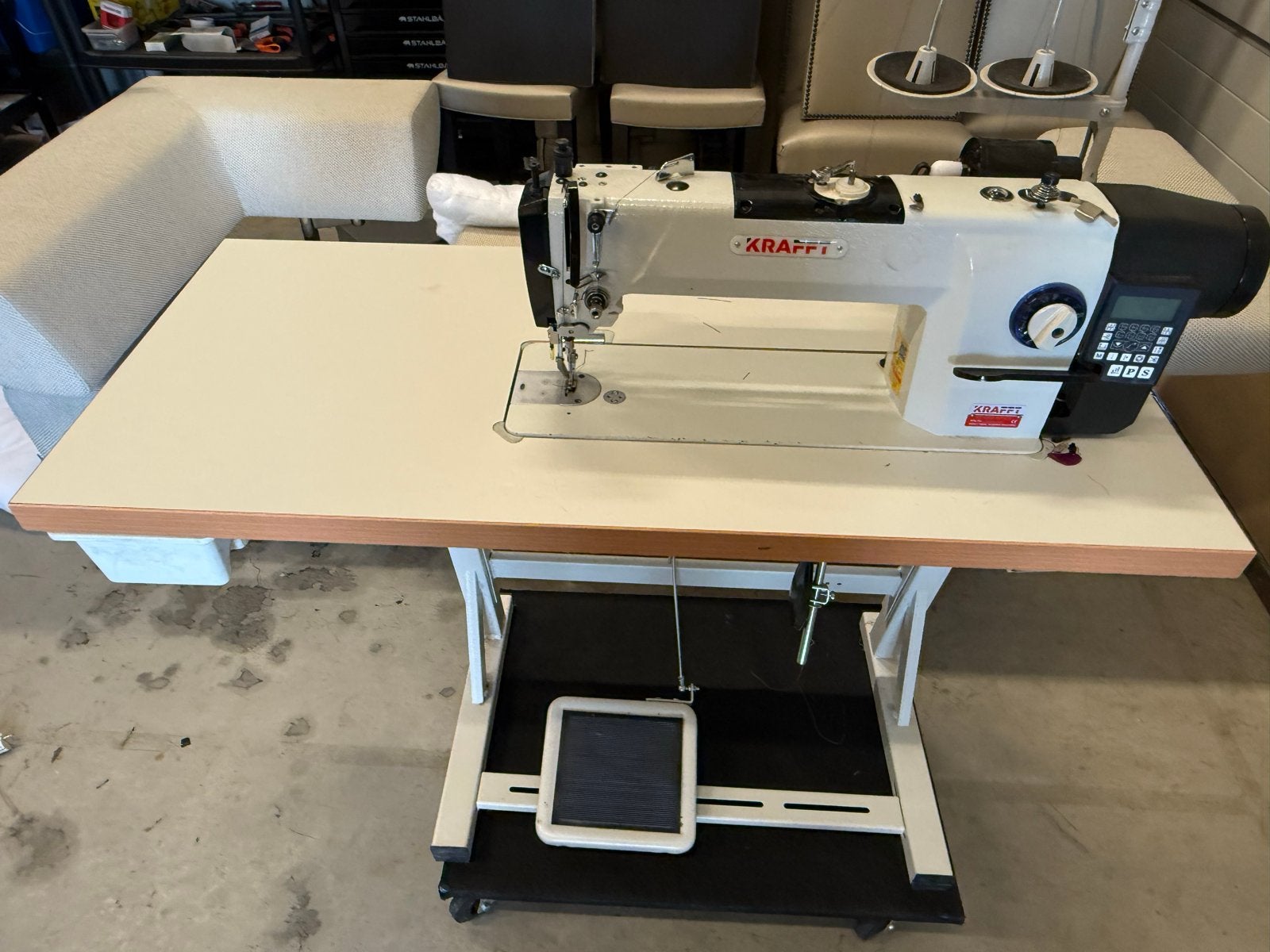 KRAFFT Industriële Naaimachine, Gebruikt, Naaimachine, Industrieel, Ophalen