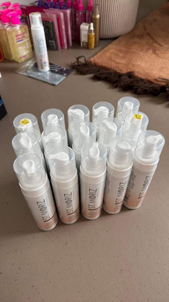 15 x st. Moriz self tan zelfbruiner foam mouse 200ml, Sieraden, Tassen en Uiterlijk, Uiterlijk | Lichaamsverzorging, Ophalen of Verzenden
