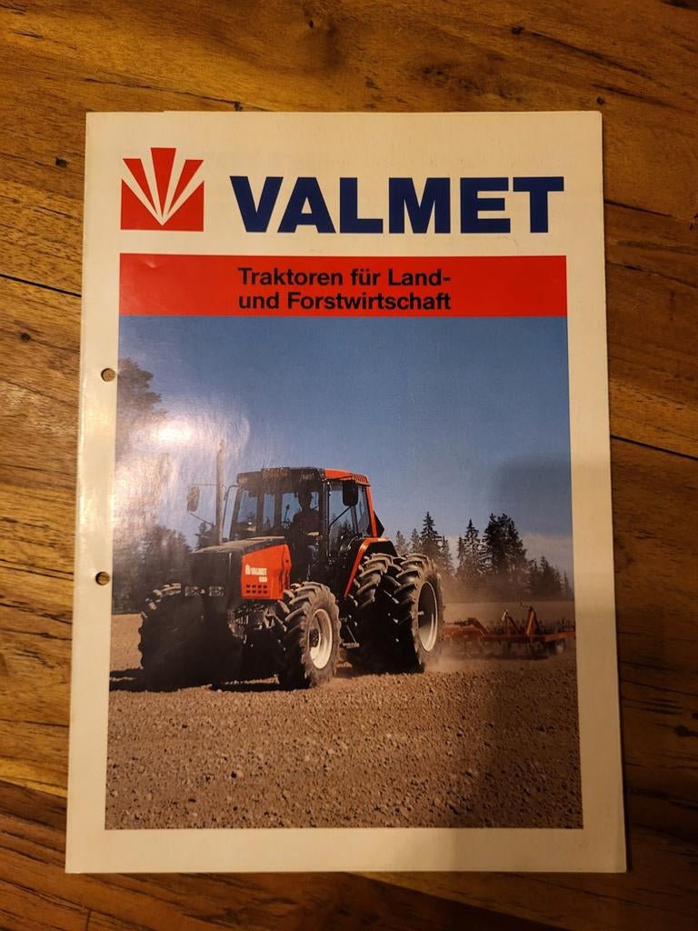 tractor folder Valmet traktoren für Land/Forstwirtschaft, Ophalen of Verzenden, Zo goed als nieuw