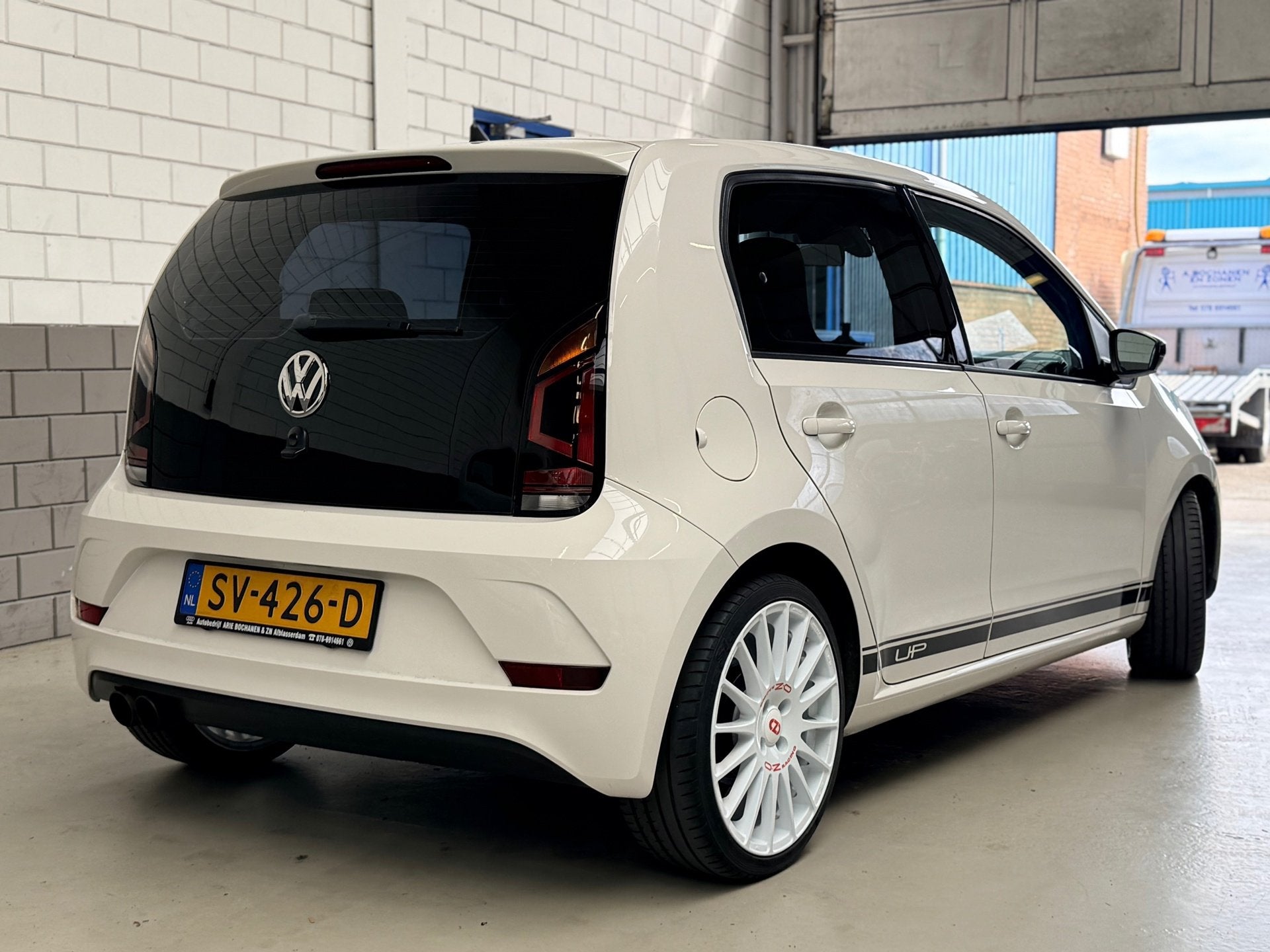 Volkswagen Up! 1.0 BMT move up!, Voorwielaandrijving, Gebruikt, Wit, Origineel Nederlands