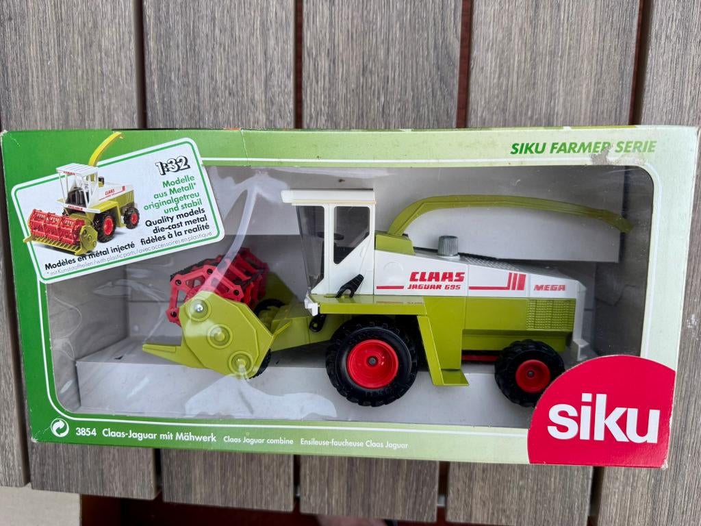 SIKU 3854 Claas Jaguar Combine in zeer goede staat, Hobby en Vrije tijd, Ophalen of Verzenden, Zo goed als nieuw, Tractor of Landbouw