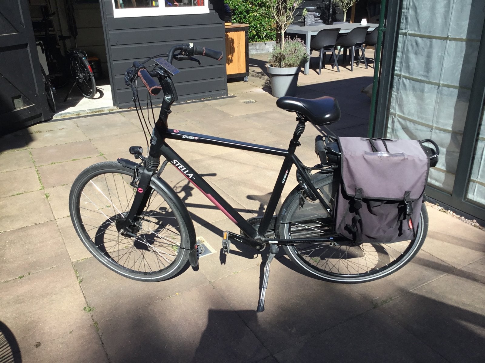 Stella Azzurro elektrische fiets met fietstassen, Fietsen en Brommers, Gebruikt, 50 km per accu of meer, 55 tot 59 cm, Ophalen