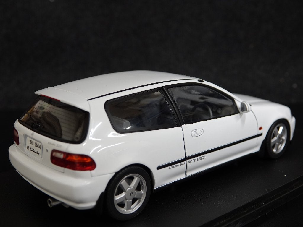 Solido 1:18 Honda Civic (EG6) 1991 wit, Hobby en Vrije tijd, Modelauto's | 1:18, Solido, Auto, Solido, Onbekend