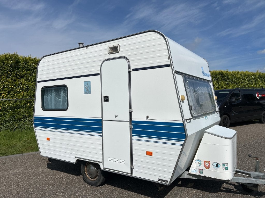 KNAUS 325 KOMFORT OLDTIMER IN ZEER GOEDE STAAT!, Caravans en Kamperen, Overige typen, Standaardzit, Koelkast, Bedrijf