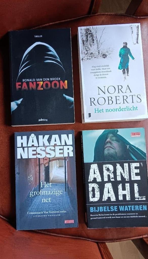 Thriller Boekenpakket: nieuwe boeken, Ophalen of Verzenden, Nieuw, Ronald van den Broek, Nora Roberts, Håkan Nesser, Arne Dahl