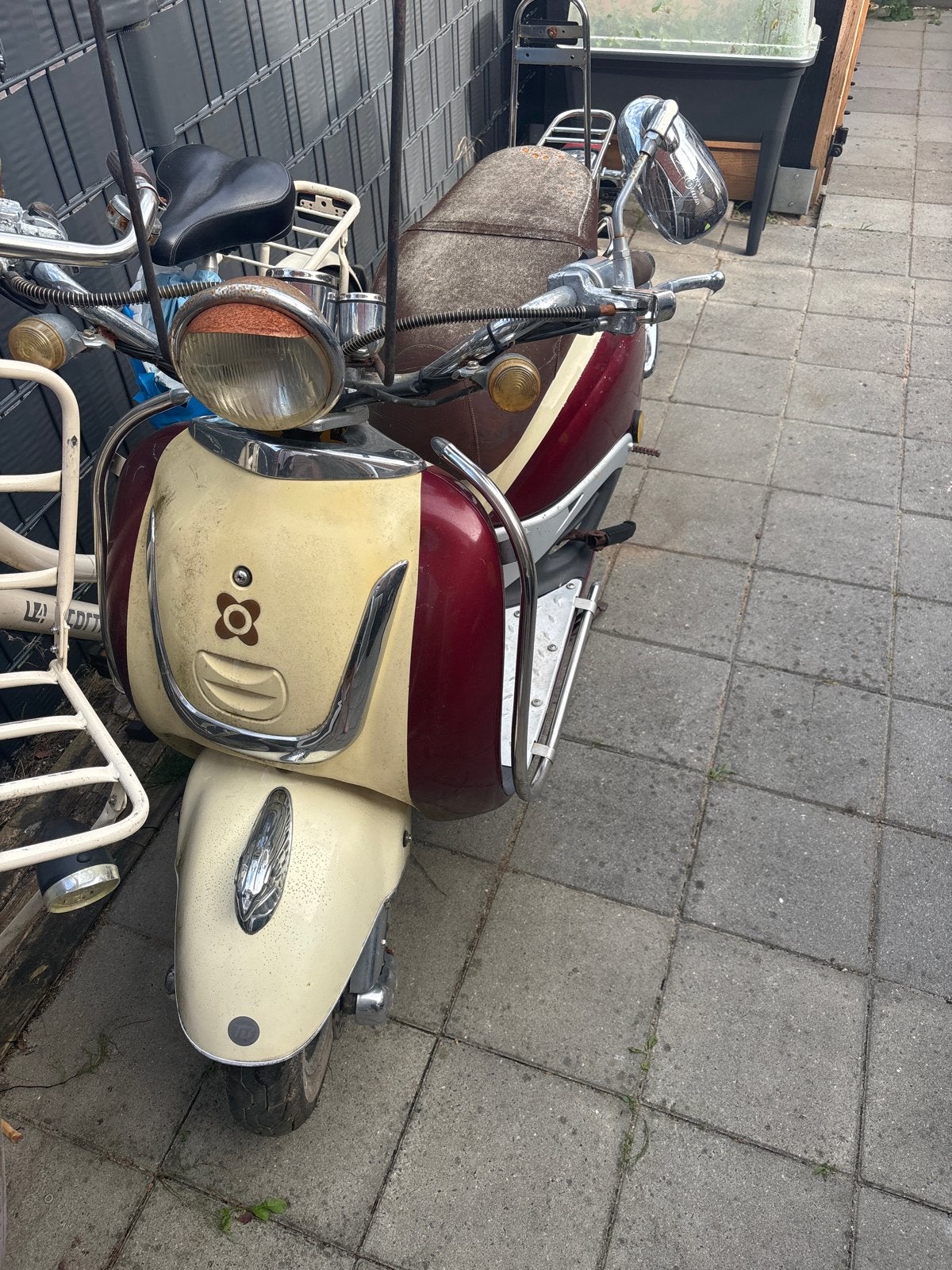 Oagm retro scooter - Opknapper met nieuwe accu nodig, Ophalen, Gebruikt, Overige merken