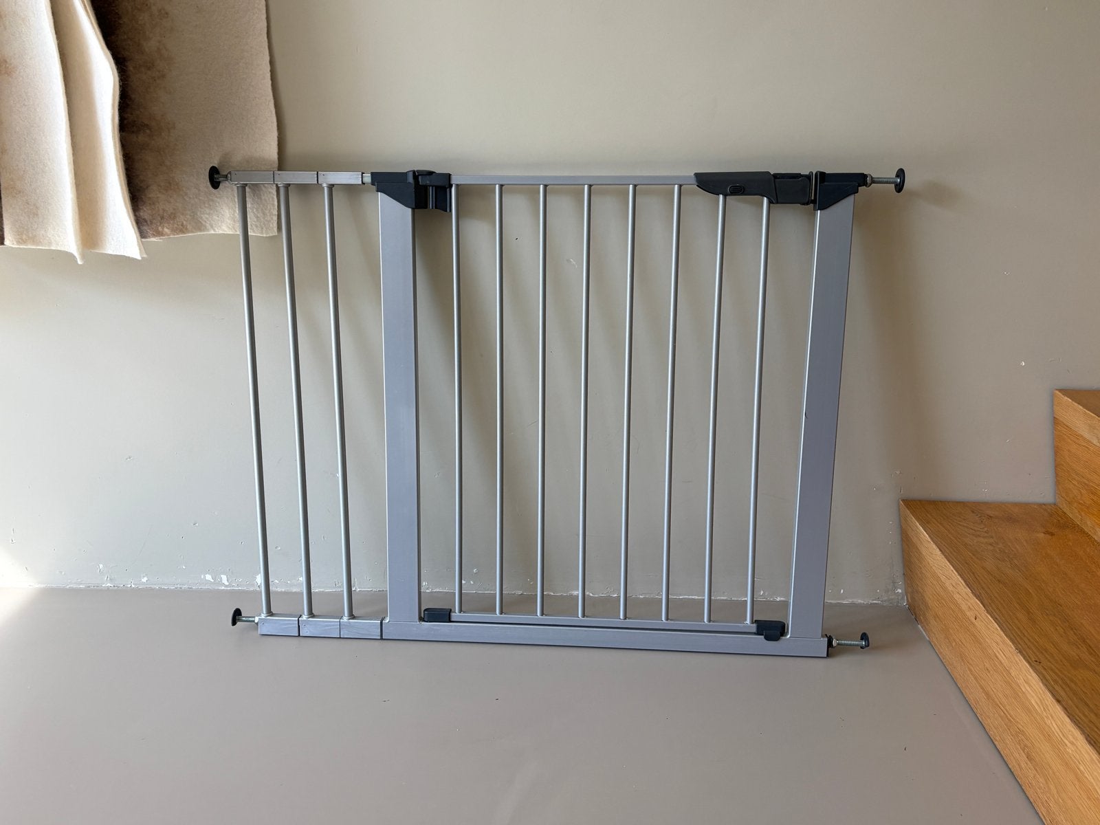 Veiligheidshekje uitschuifbaar, Gebruikt, Ophalen of Verzenden, Metaal of IJzer, 115 cm of meer