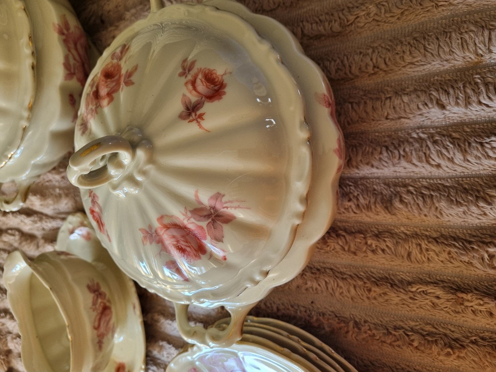 Compleet servies met rozenmotief - Vintage, Ophalen of Verzenden