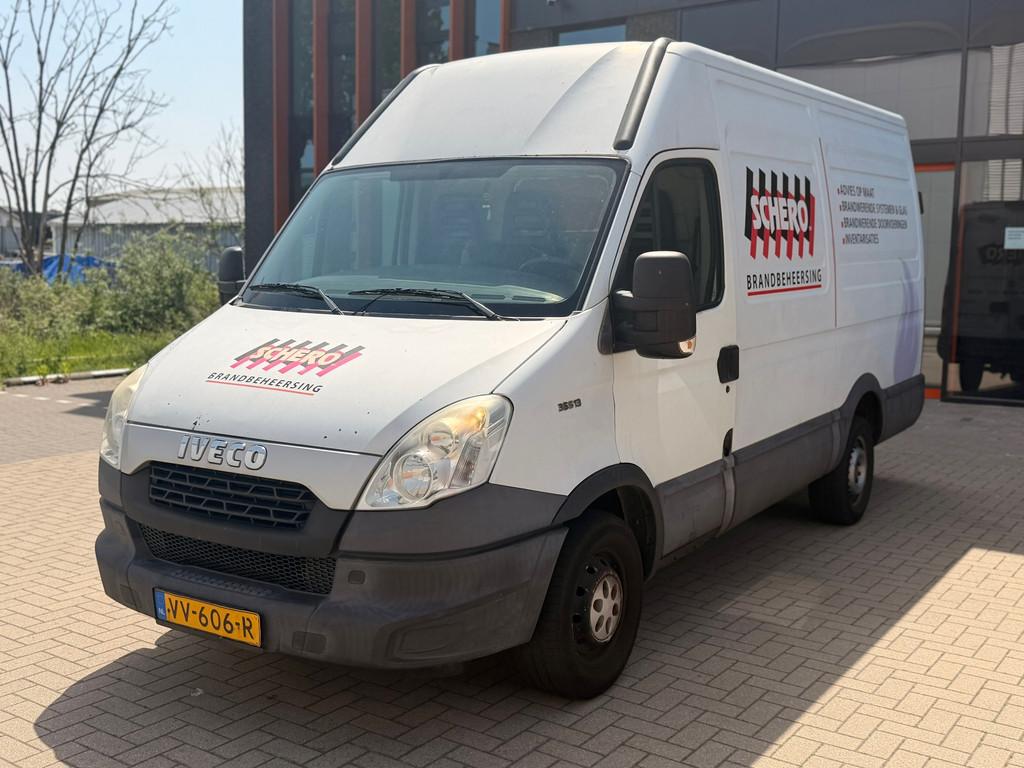 Iveco Daily 35S13V 330 H2, Auto's, Bestelauto's, 127 pk, Euro 5, Achterwielaandrijving, Iveco