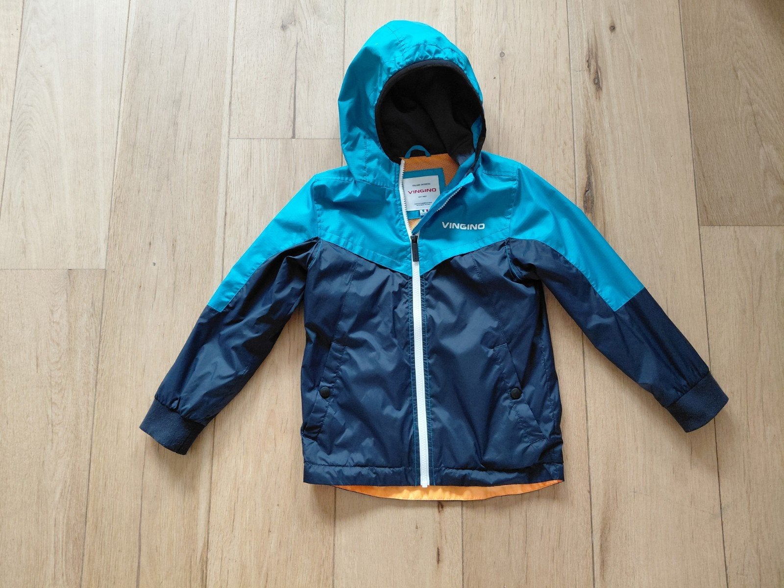 Vingino zomer jas, Kinderen en Baby's, Kinderkleding | Maat 128, Ophalen of Verzenden, Zo goed als nieuw, Vingino, Jongen