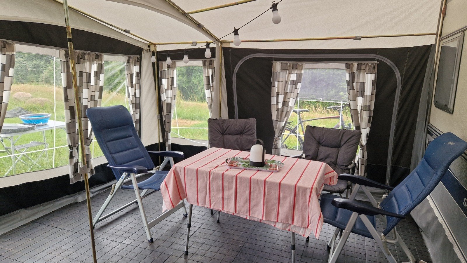 Dorema 350 Royal De Luxe voortent met erker en luifel, Caravans en Kamperen, Tentaccessoires, Ophalen of Verzenden