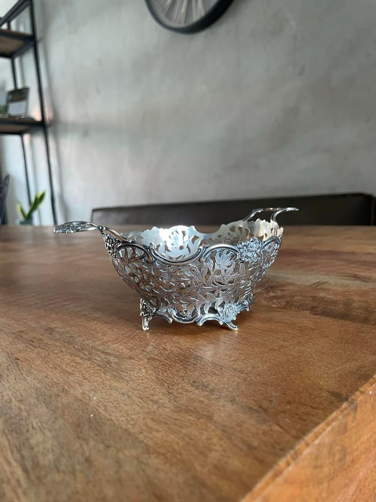 Antieke Zilveren Schaal met Handvatten - 122 g, Antiek en Kunst, Ophalen of Verzenden, Zilver