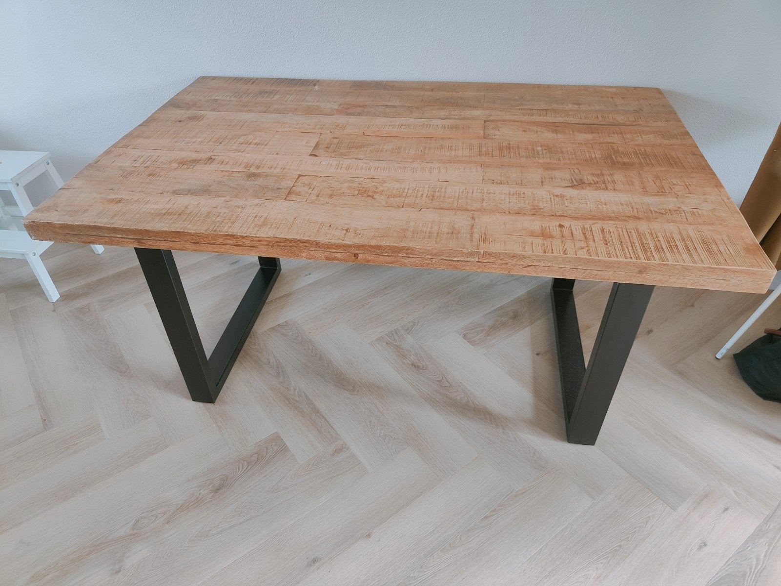 Mangohout Eettafel 160 cm Gigameubel, Ophalen, 150 tot 200 cm, Zo goed als nieuw, 150 tot 200 cm