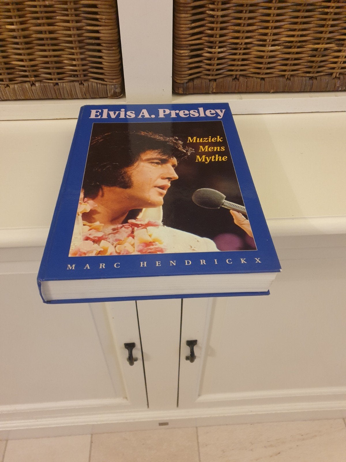 Marc Hendrickx - Elvis A. Presley, Ophalen of Verzenden, Gelezen, Artiest